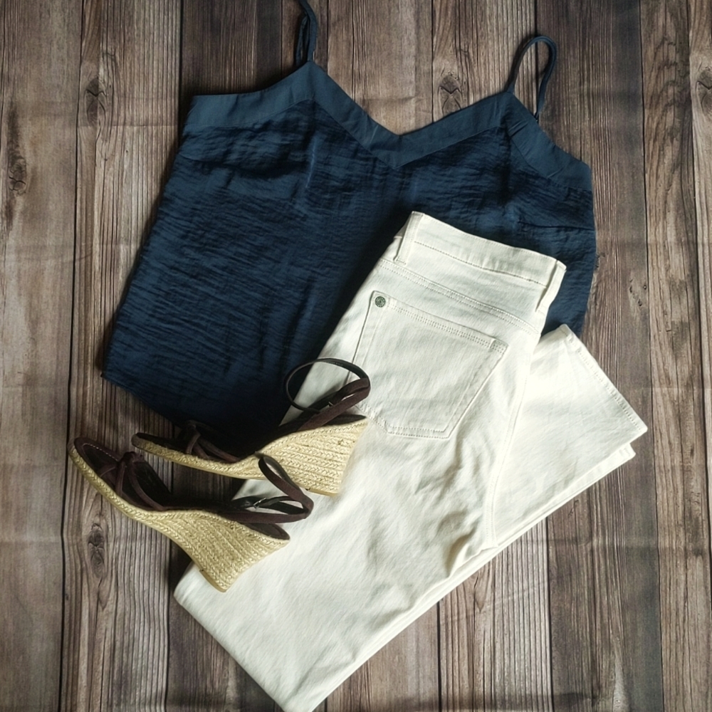 Rock & Republic Cream Straight Leg Jeans